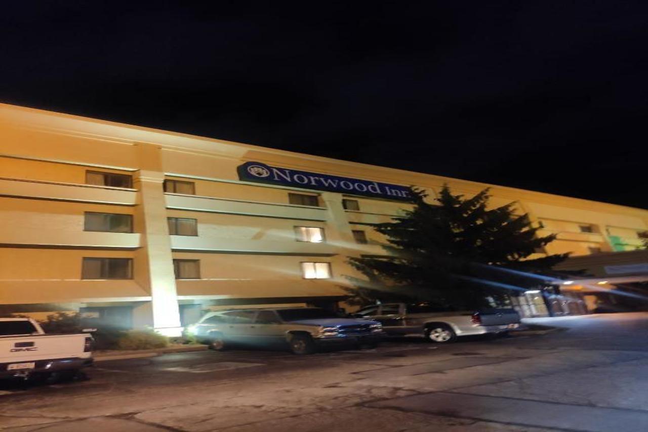 La Quinta Inn By Wyndham Indianapolis East-Post Drive Exterior photo